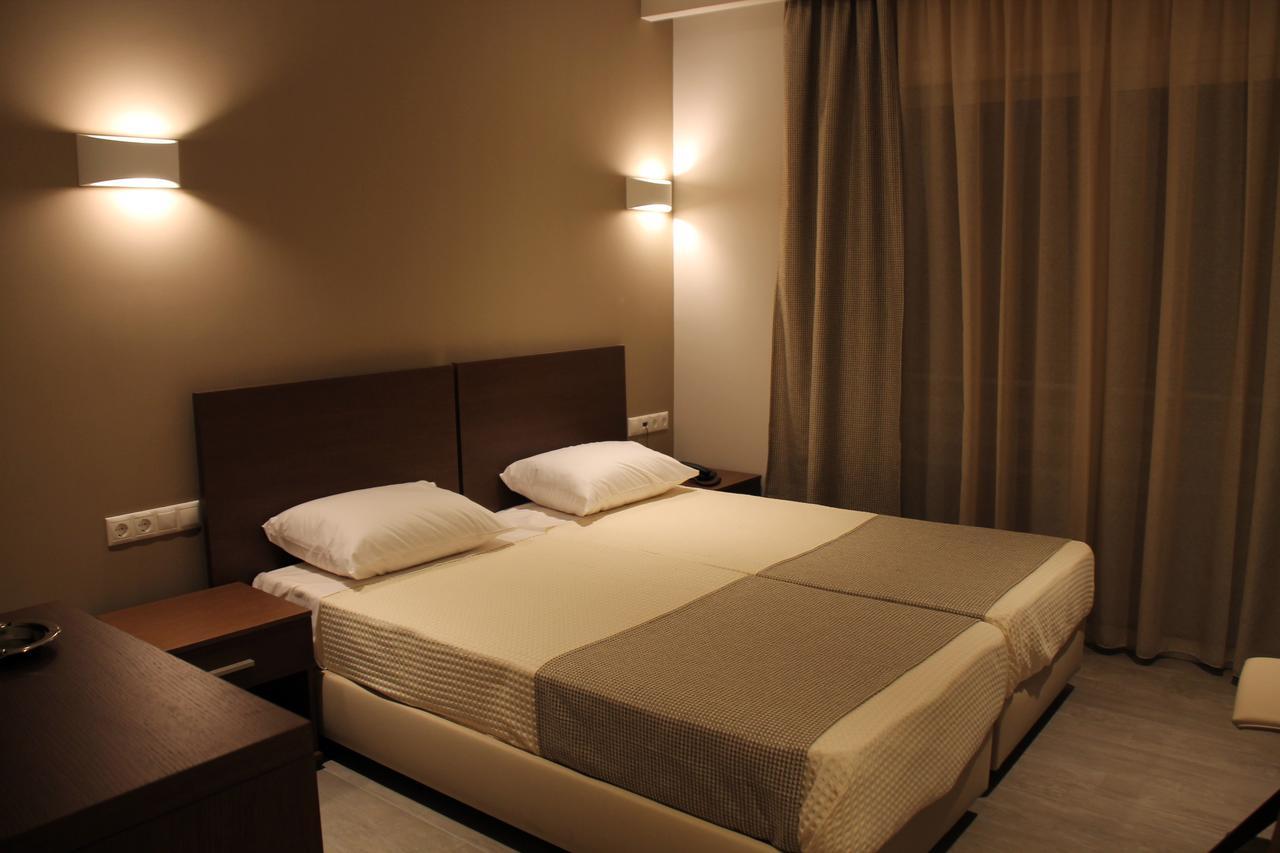 Angels Aparthotel Ермиони Екстериор снимка
