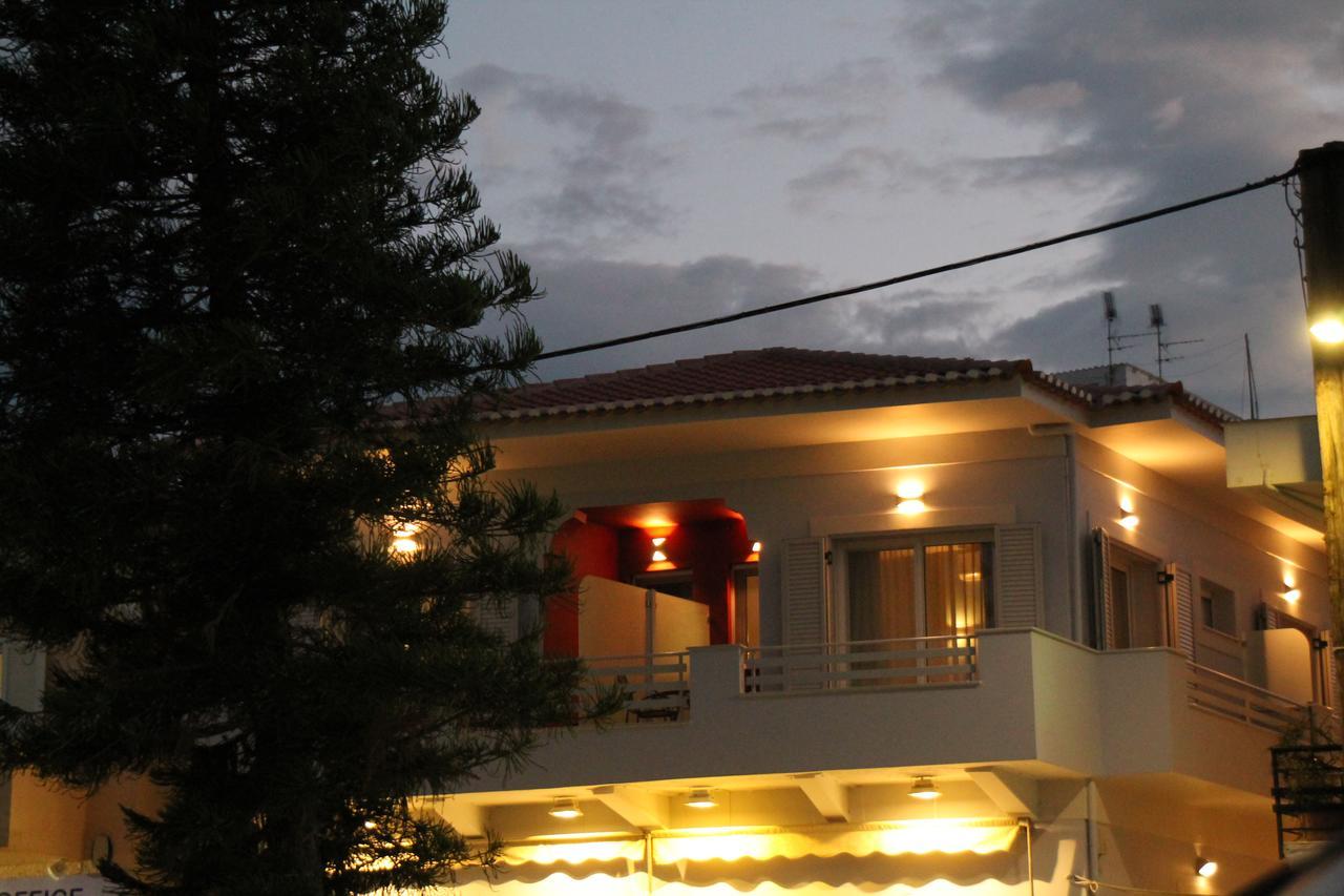 Angels Aparthotel Ермиони Екстериор снимка